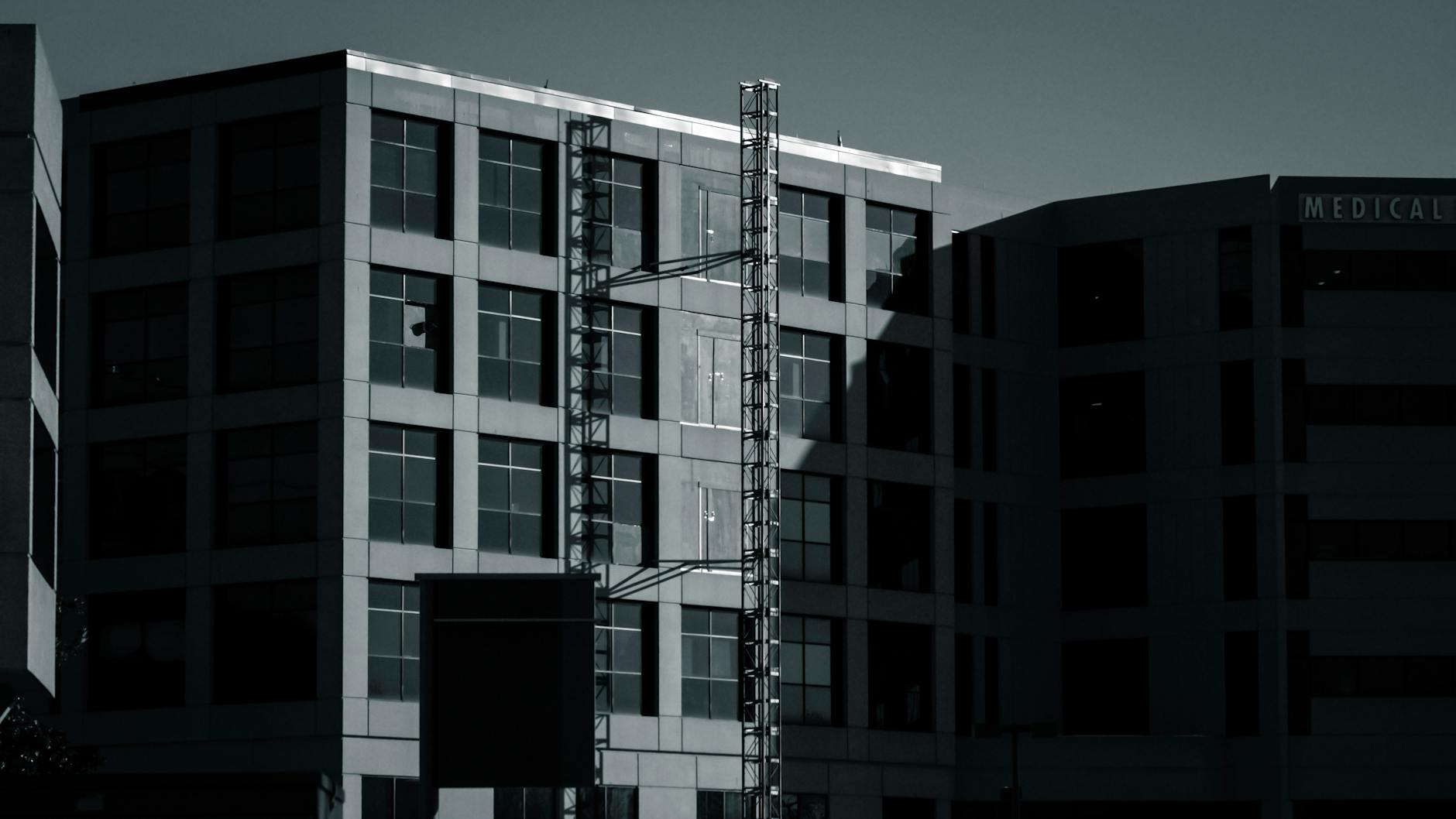 Asbestos Exposure at Meade District Hospital: What Workers and Tradesmen Need to Know