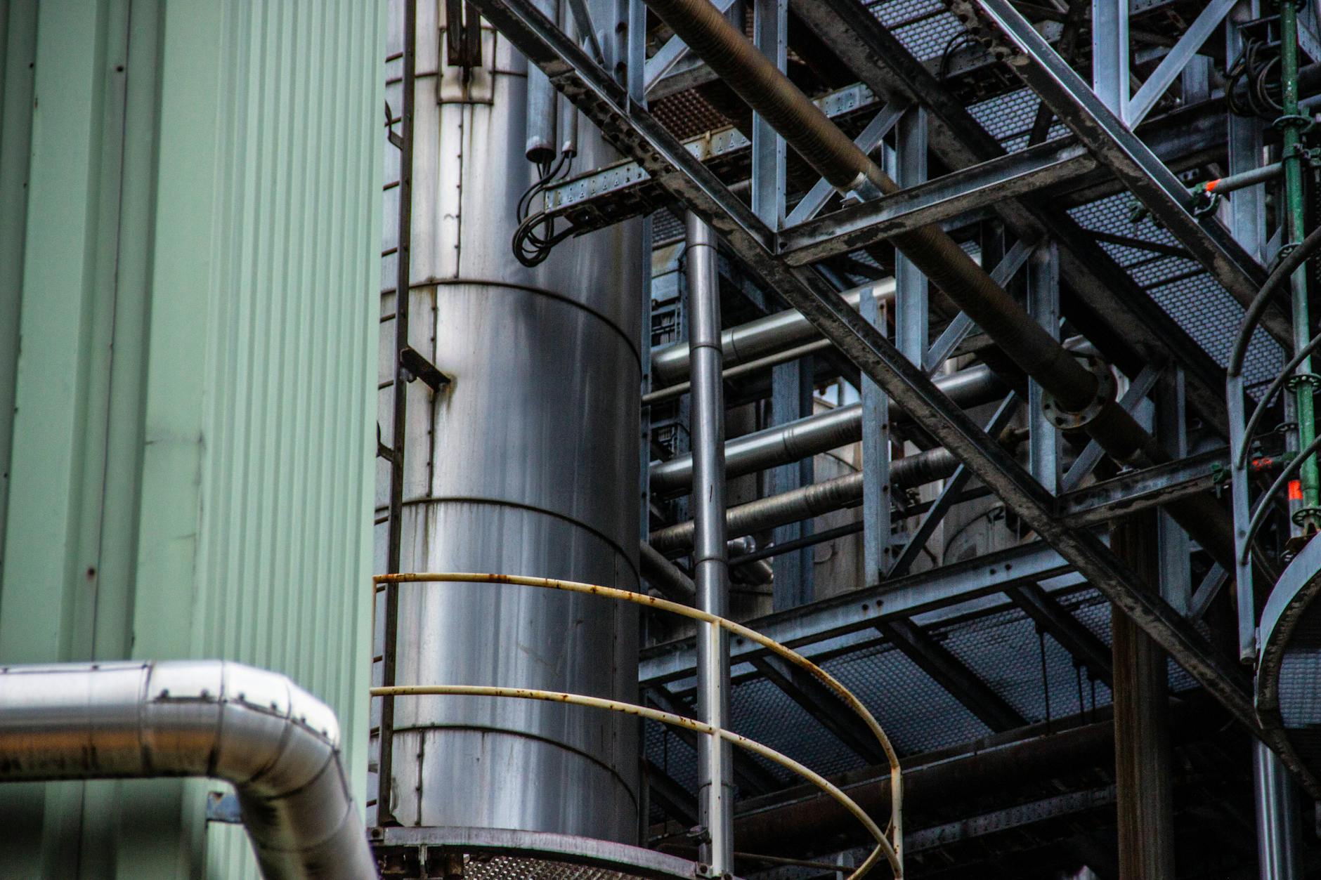 Lawrence Energy Center Asbestos Exposure & Legal Rights