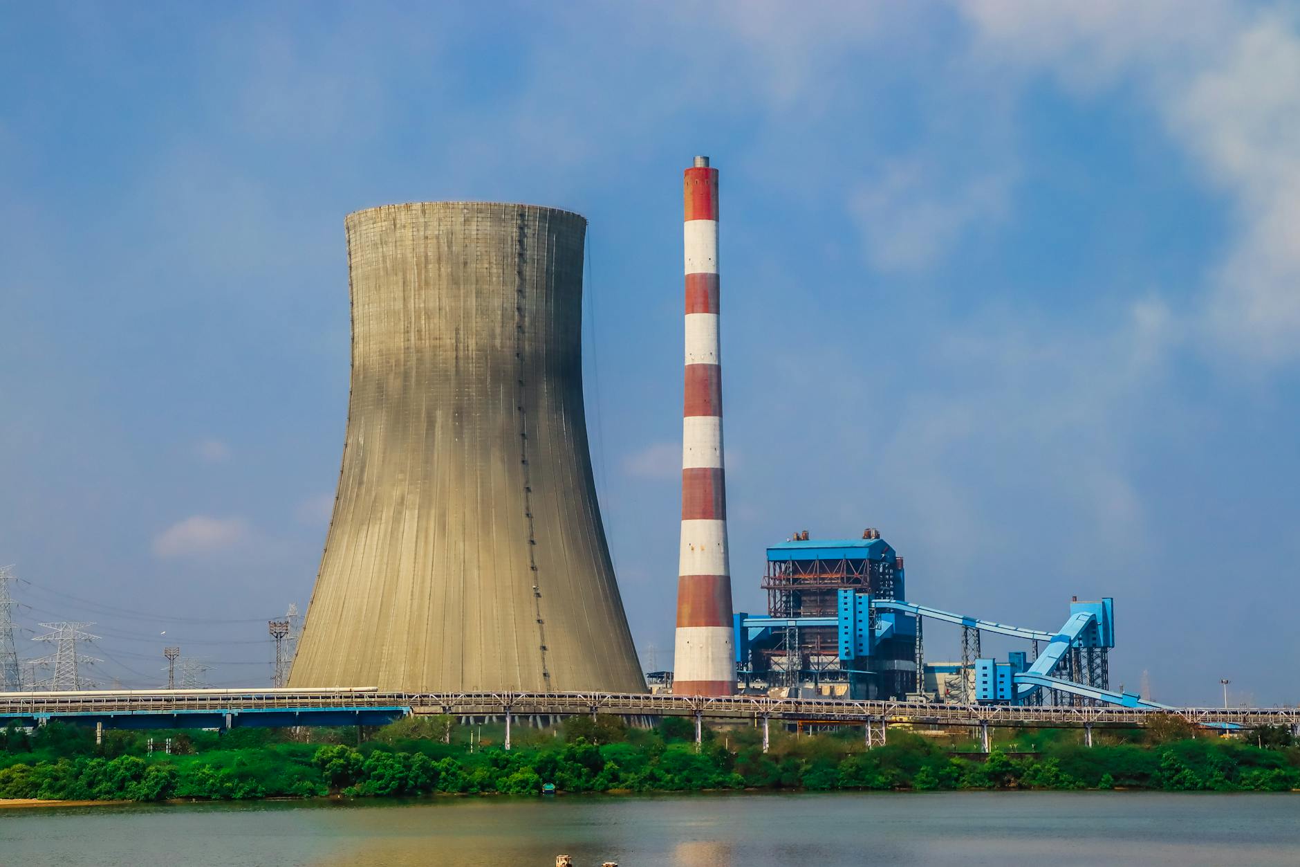 Asbestos Exposure at Sunflower Electric Power Corporation — Holcomb, Kansas: Former Worker Claims